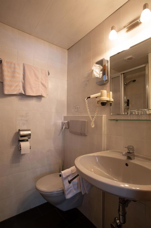 B&B Wienerhof Тринс Екстер'єр фото