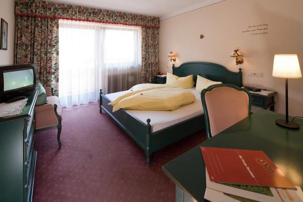 B&B Wienerhof Тринс Екстер'єр фото