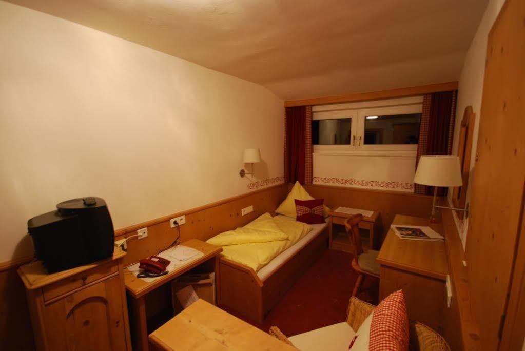 B&B Wienerhof Тринс Екстер'єр фото
