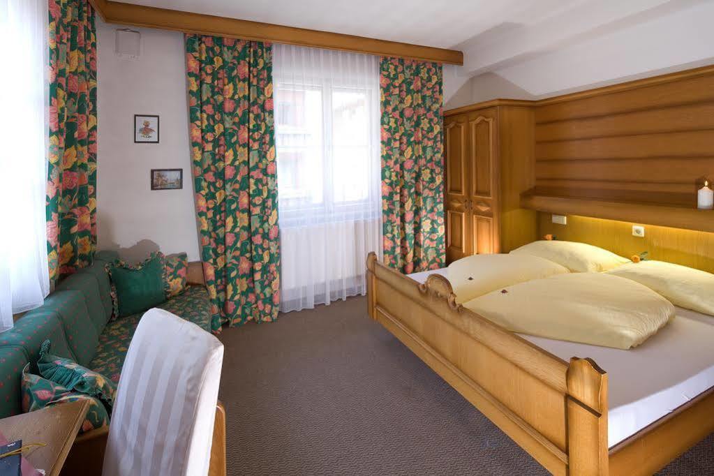B&B Wienerhof Тринс Екстер'єр фото